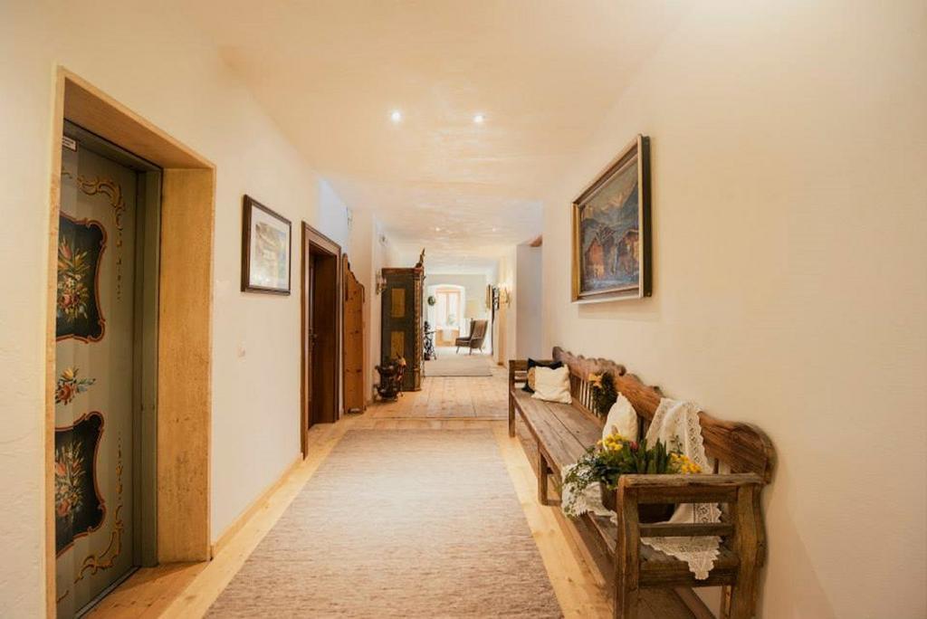 ניוסטיפט אים סטובאיטל Hotel Hoferwirt מראה חיצוני תמונה